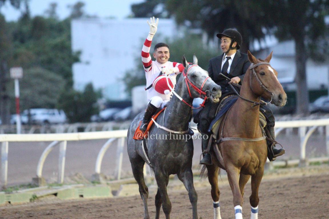 MIRIÑAQUE con autoridad, se impuso en el Gran Premio Dardo Rocha en la fiesta Platense