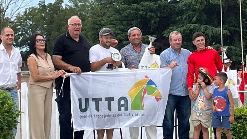 En Azul, un cierre al ritmo de los trabajadores