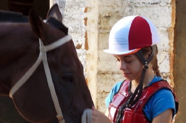 Agustina Valdez, una jockey que deja rastro