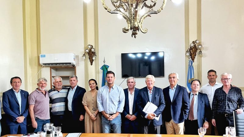 Reunión conjunta con representantes de los Hipódromos