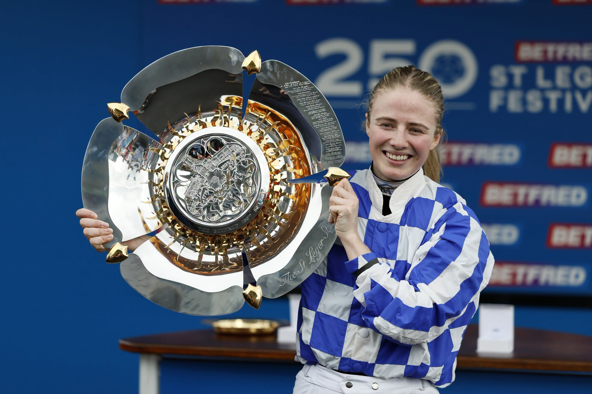 Saffie Osborne hizo historia en el St Leger